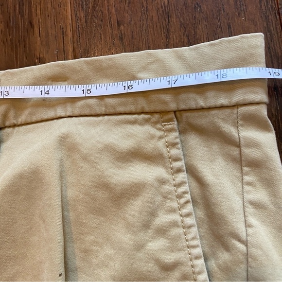 2 EUC Tommy Hilfiger flat front khaki shorts 36 - Picture 12 of 13